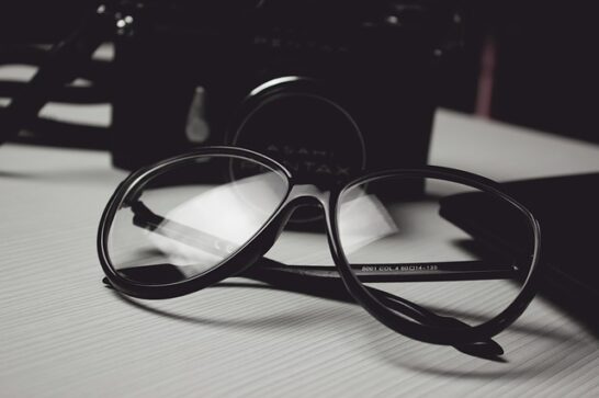 glasses-472027_640